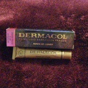 Dermacol Foundation